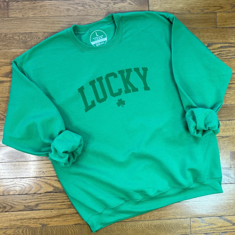 🍀LUCKY St. Patrick’s Day crew neck Sweatshirts🍀